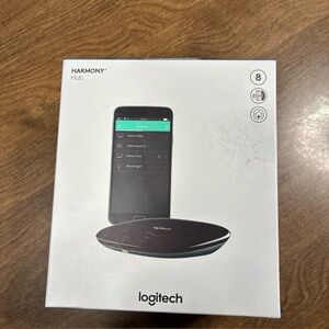 Logitech 915-000238  Harmony Hub Smartphone Control - Black